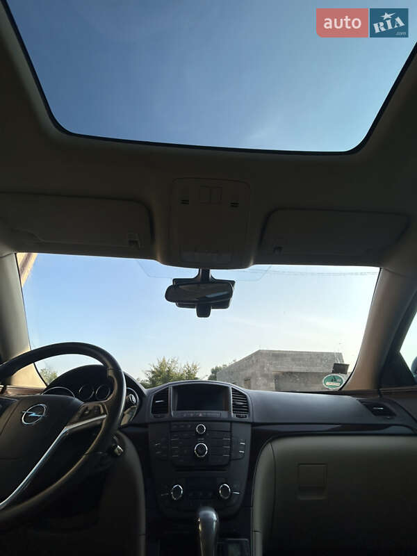Универсал Opel Insignia 2012 в Ирпене