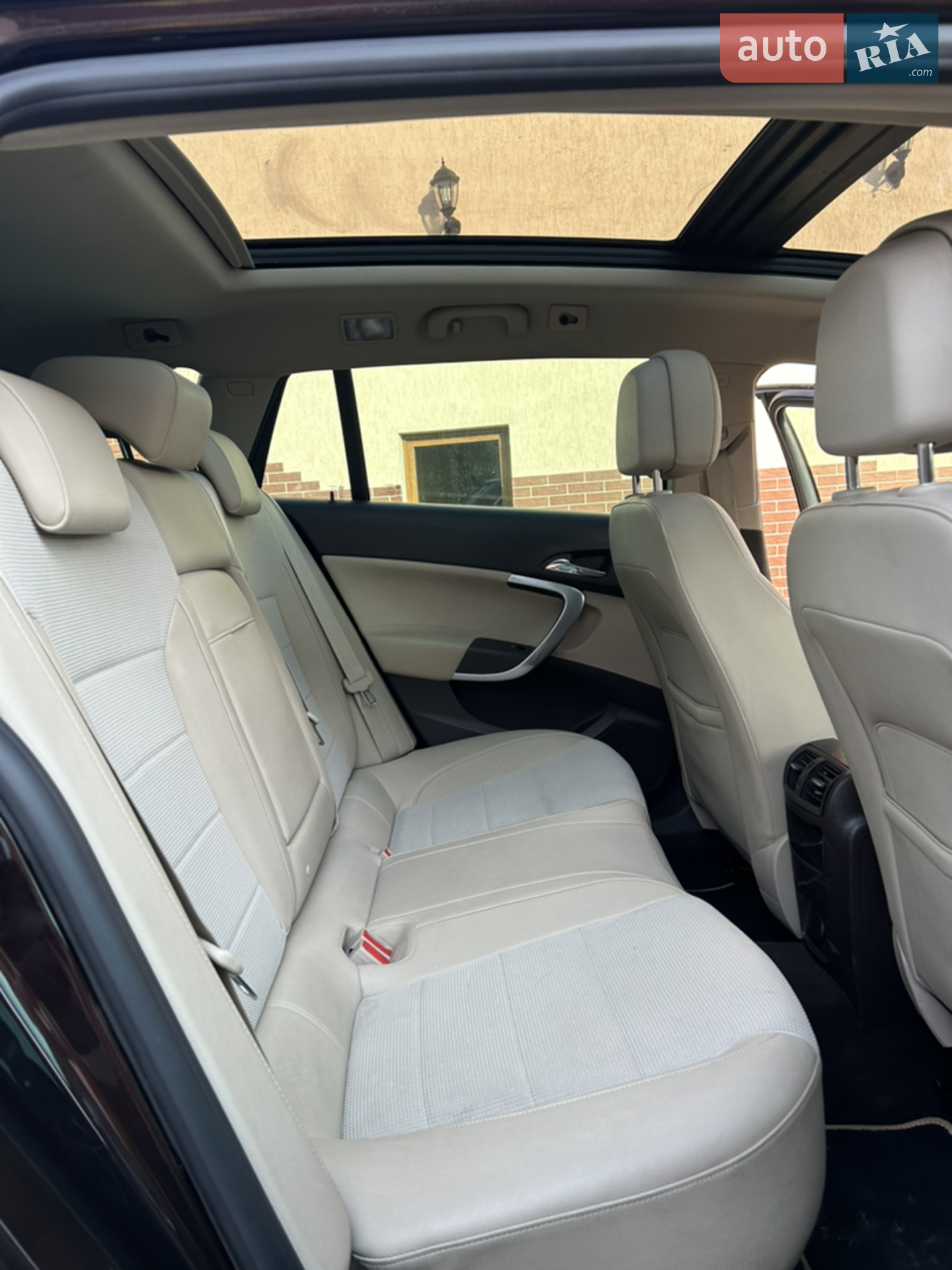 2012 Opel Insignia - мініатюра 8