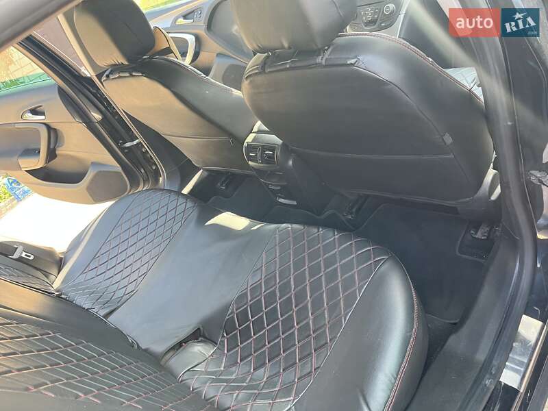 Универсал Opel Insignia 2014 в Киеве