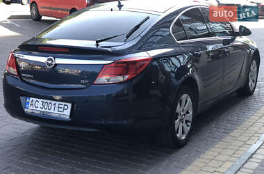 Лифтбек Opel Insignia 2013 в 