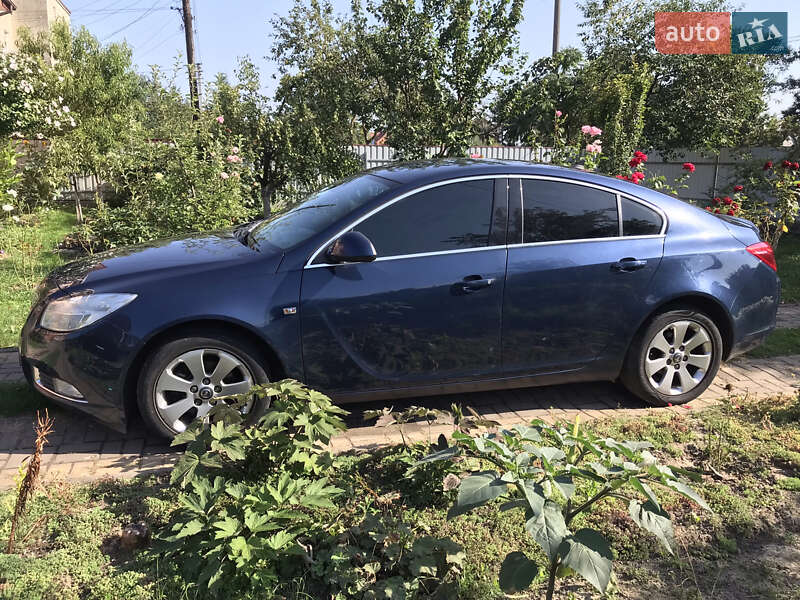 Лифтбек Opel Insignia 2013 в Луцке
