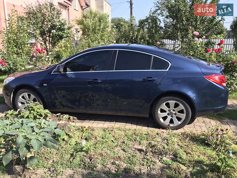 Лифтбек Opel Insignia 2013 в Луцке