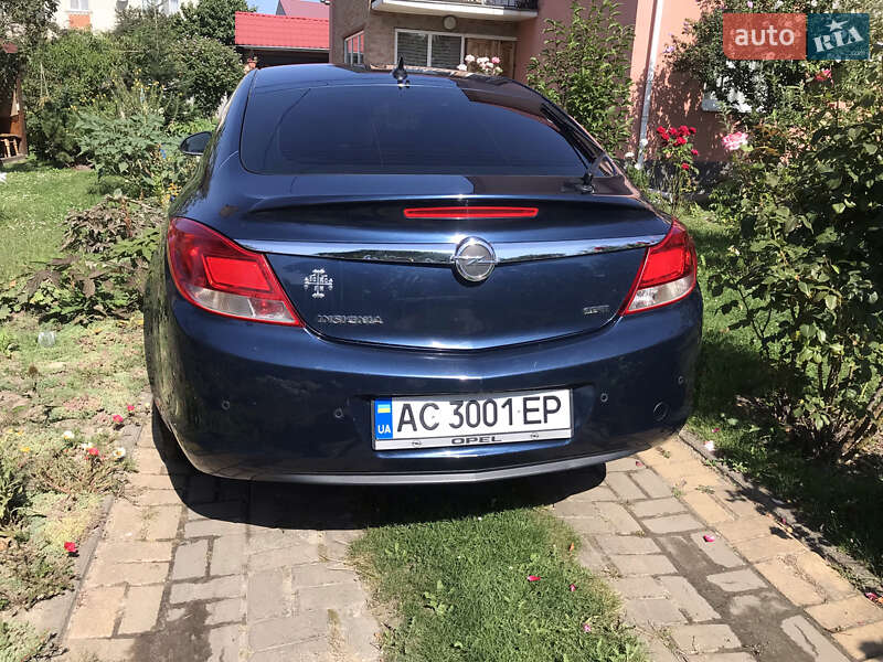 Лифтбек Opel Insignia 2013 в Луцке
