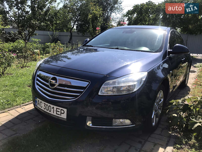 Лифтбек Opel Insignia 2013 в Луцке