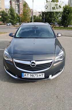 Універсал Opel Insignia 2015 в Івано-Франківську