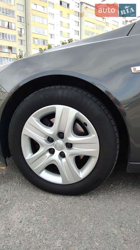 Універсал Opel Insignia 2015 в Івано-Франківську