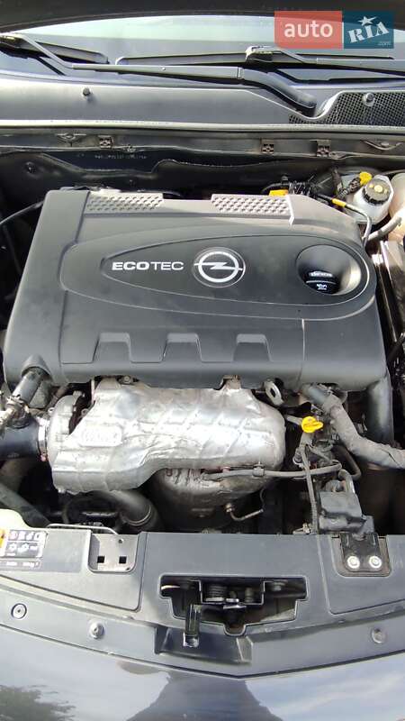 Універсал Opel Insignia 2015 в Івано-Франківську