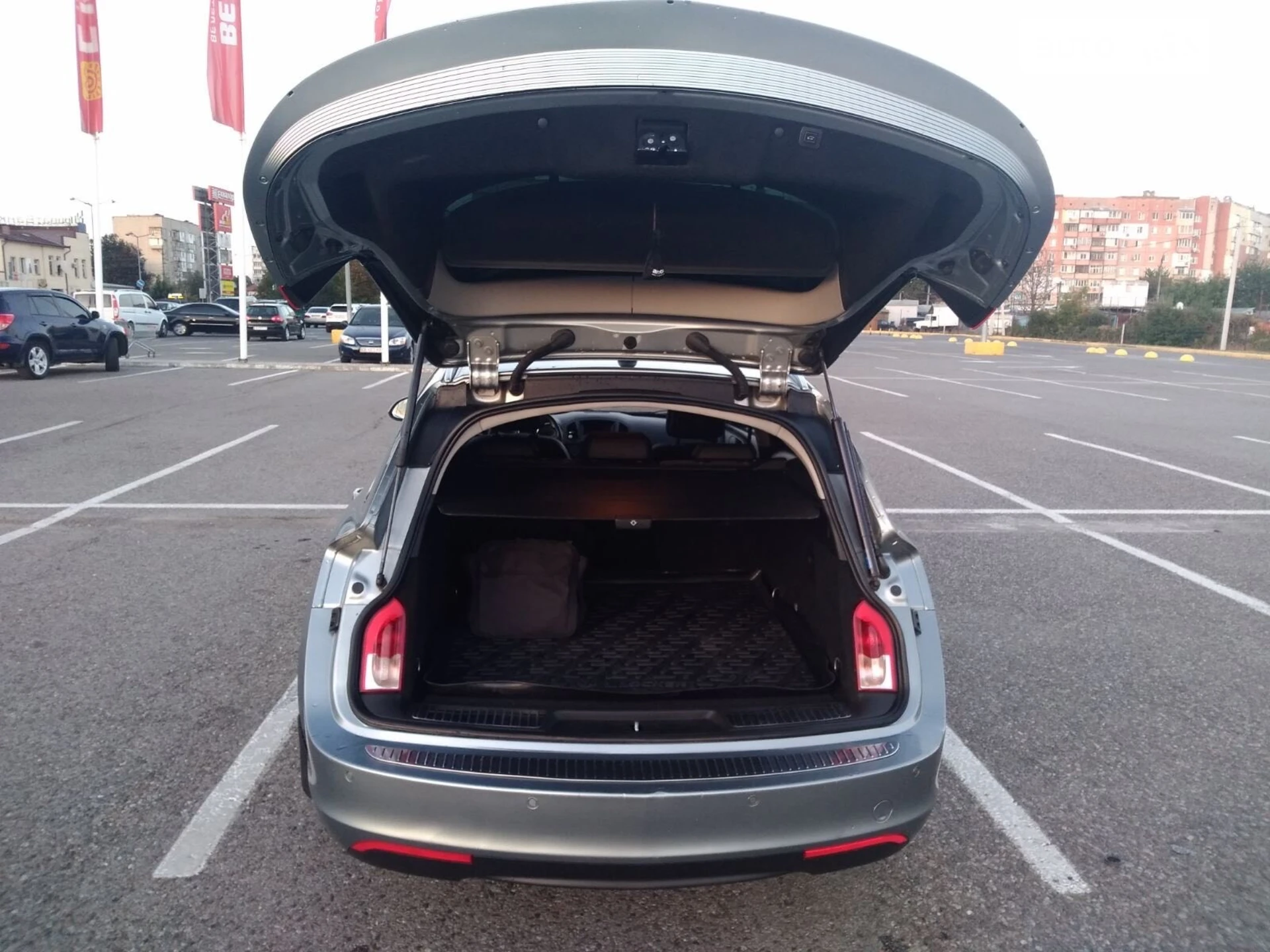 2012 Opel Insignia - мініатюра 8