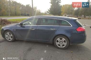 Универсал Opel Insignia 2010 в 