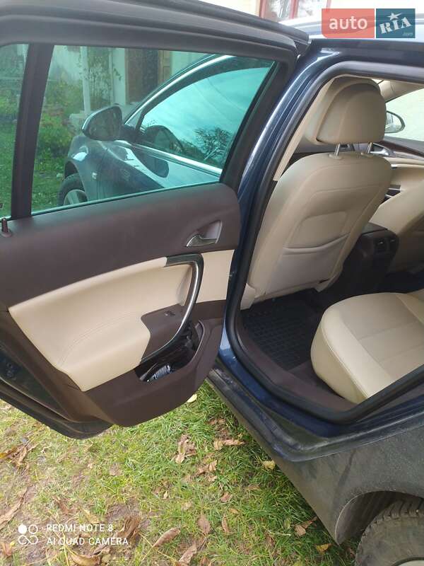 Універсал Opel Insignia 2010 в Бориславі