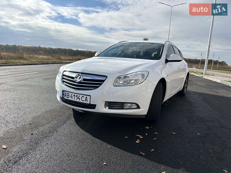 Універсал Opel Insignia 2013 в Вінниці
