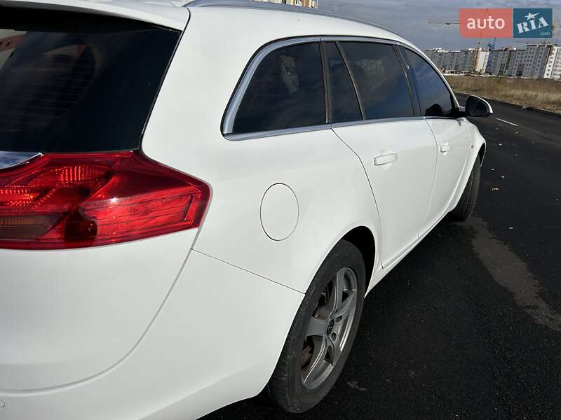 Універсал Opel Insignia 2013 в Вінниці