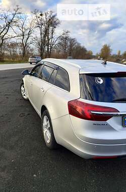 Универсал Opel Insignia 2014 в Смеле