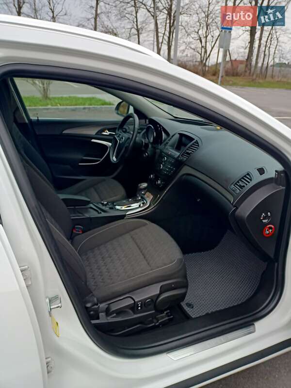 Универсал Opel Insignia 2013 в Виннице