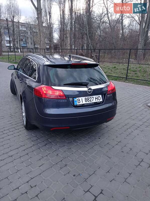 Універсал Opel Insignia 2011 в Кременчуці