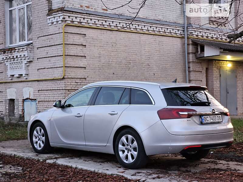 Універсал Opel Insignia 2014 в Львові