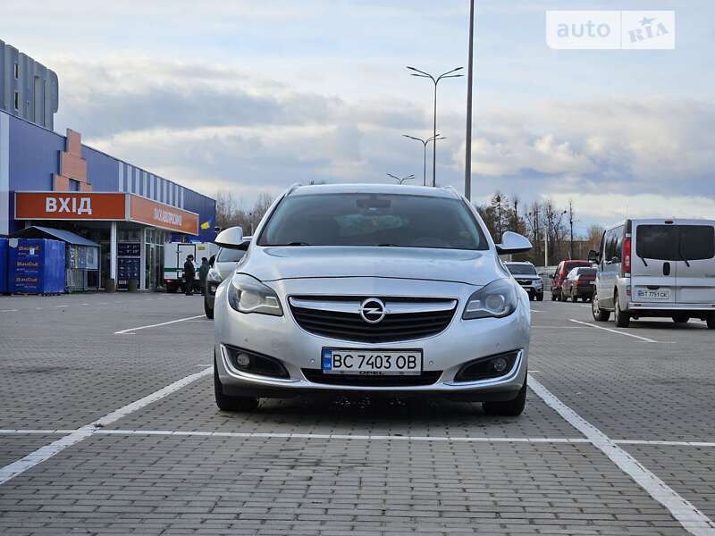 Універсал Opel Insignia 2014 в Львові