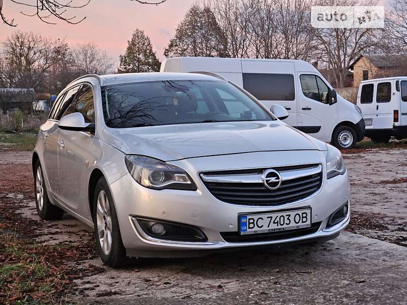 Універсал Opel Insignia 2014 в Львові