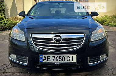 Ліфтбек Opel Insignia 2013 в 