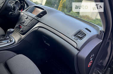 Ліфтбек Opel Insignia 2013 в 