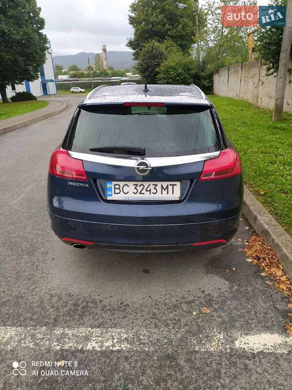 Універсал Opel Insignia 2010 в Бориславі