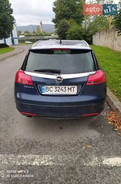 Универсал Opel Insignia 2010 в Бориславе