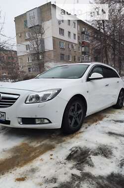 Універсал Opel Insignia 2013 в Полтаві