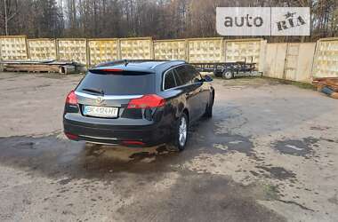 Универсал Opel Insignia 2012 в Ровно