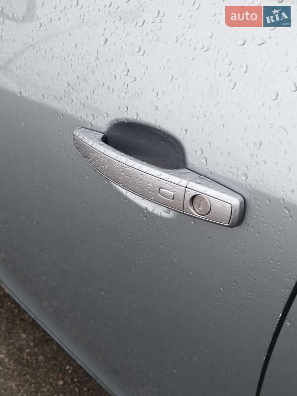 Универсал Opel Insignia 2014 в Киеве