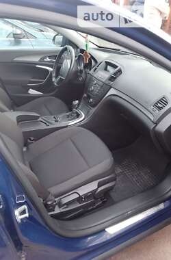 Універсал Opel Insignia 2013 в 