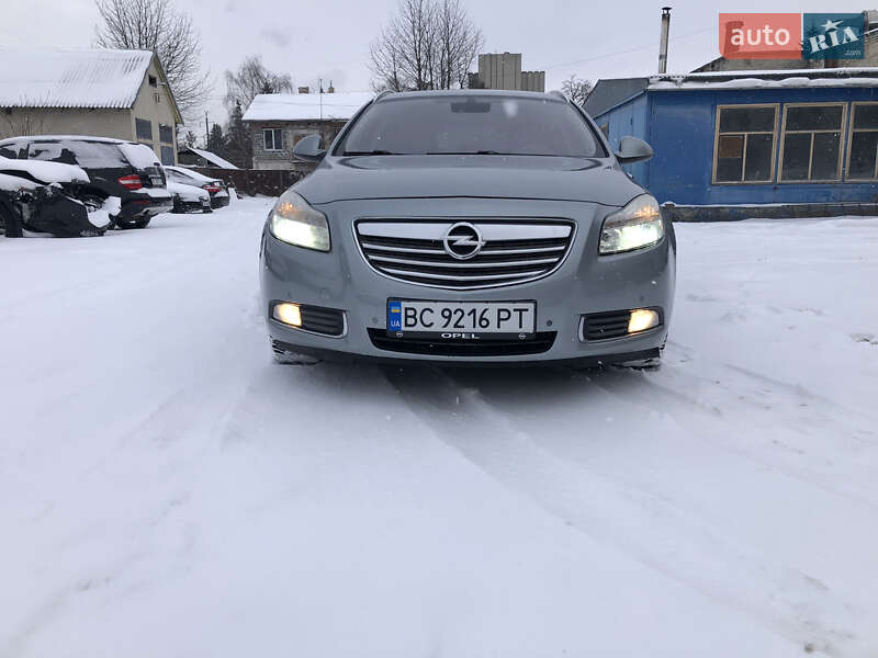 Універсал Opel Insignia 2011 в Львові