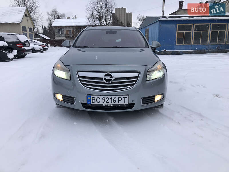 Універсал Opel Insignia 2011 в Львові