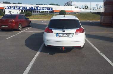 Універсал Opel Insignia 2013 в Ужгороді