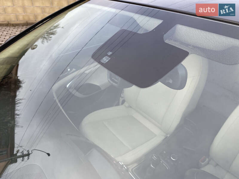 Універсал Opel Insignia 2010 в Кам'янському