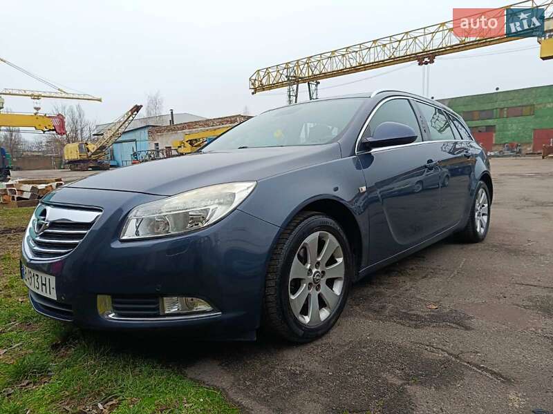 Универсал Opel Insignia 2009 в 