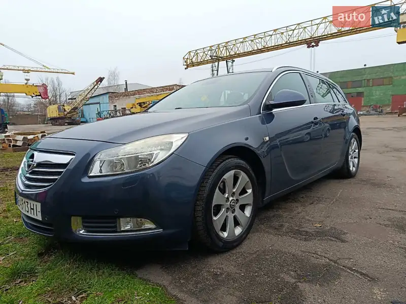 Универсал Opel Insignia 2009 в 
