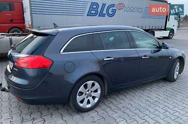 Универсал Opel Insignia 2011 в 