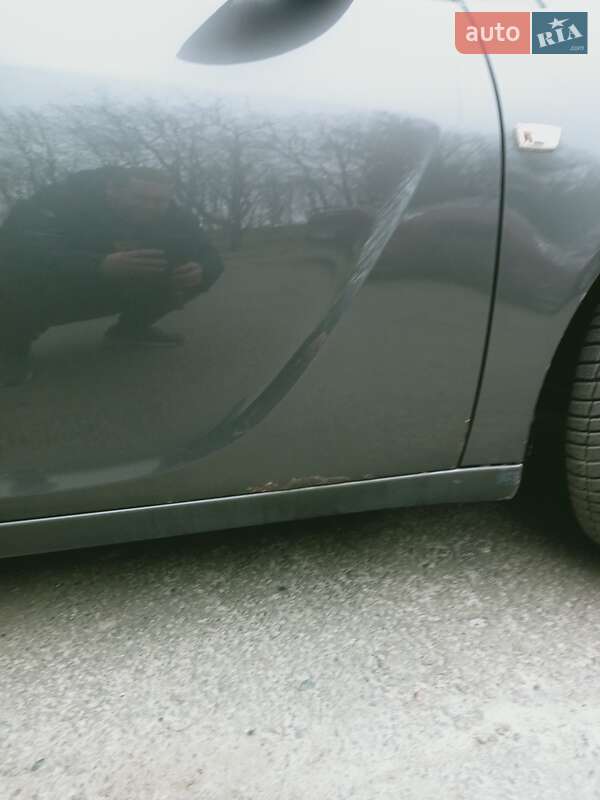 Універсал Opel Insignia 2010 в Львові