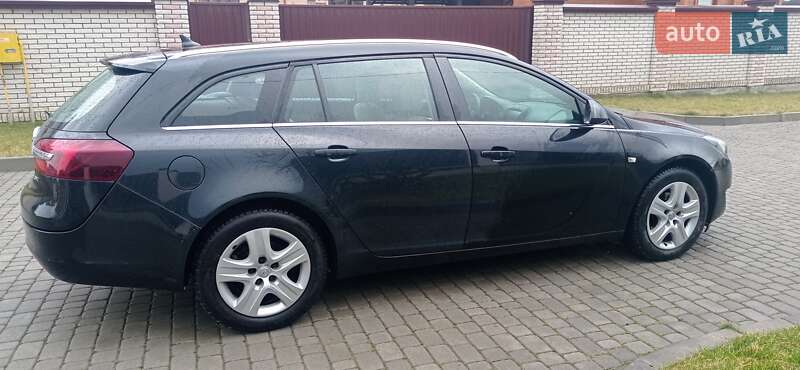 Универсал Opel Insignia 2014 в Львове