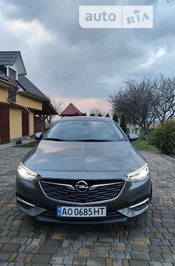 Универсал Opel Insignia 2017 в Хусте