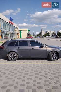 Универсал Opel Insignia 2014 в Хмельницком