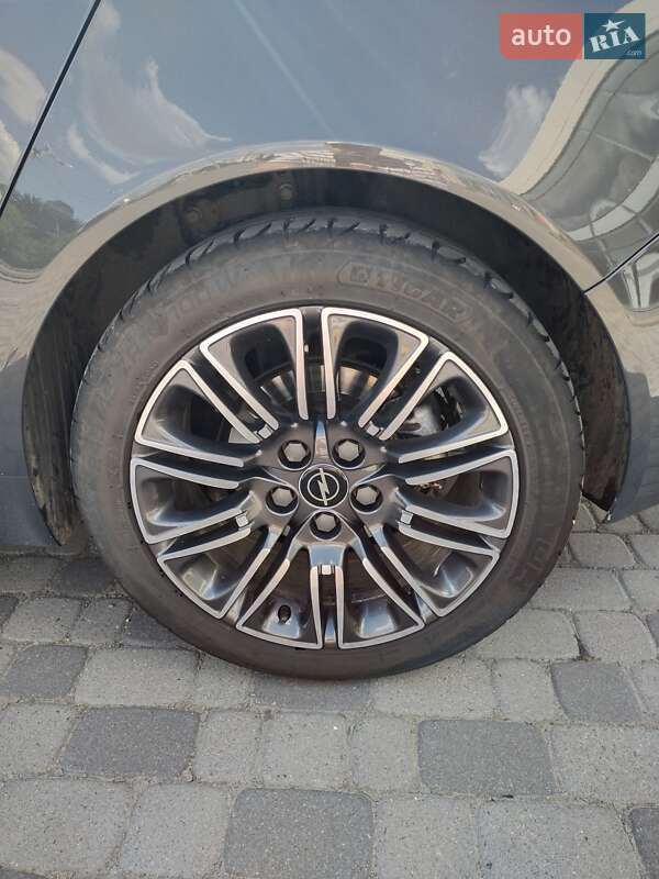 Универсал Opel Insignia 2014 в Хмельницком