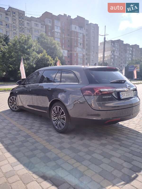Универсал Opel Insignia 2014 в Хмельницком