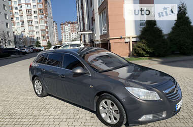 Универсал Opel Insignia 2013 в Ивано-Франковске