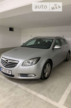 Универсал Opel Insignia 2010 в Киеве