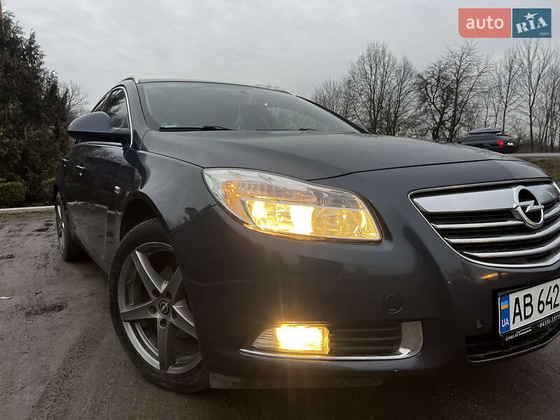 Універсал Opel Insignia 2009 в Гайсину
