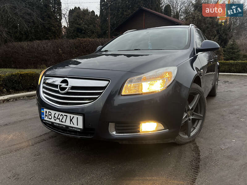 Універсал Opel Insignia 2009 в Гайсину