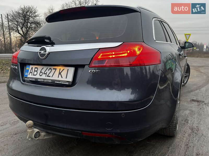 Універсал Opel Insignia 2009 в Гайсину