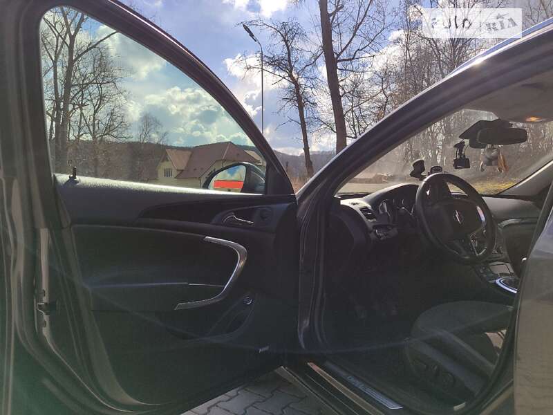 Универсал Opel Insignia 2012 в Залещиках