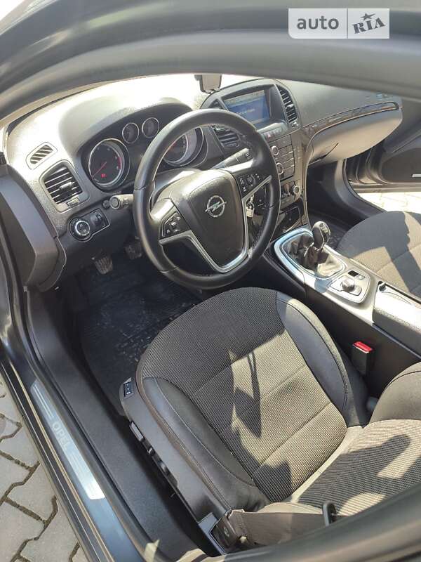 Универсал Opel Insignia 2012 в Залещиках